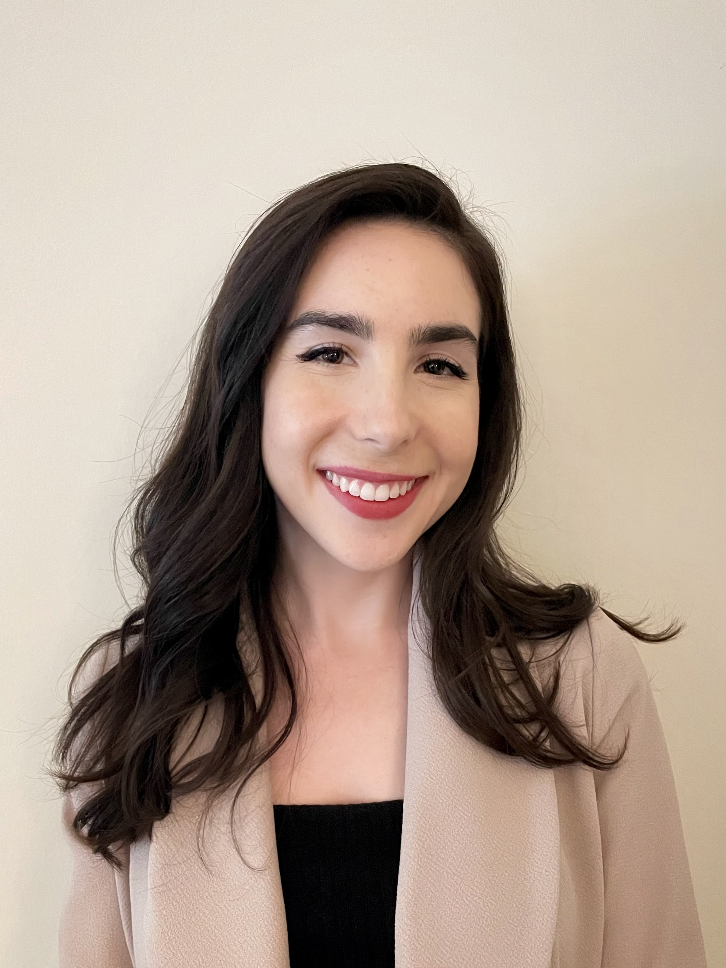 Portrait of Emily Hanna, PsyD, LCSW